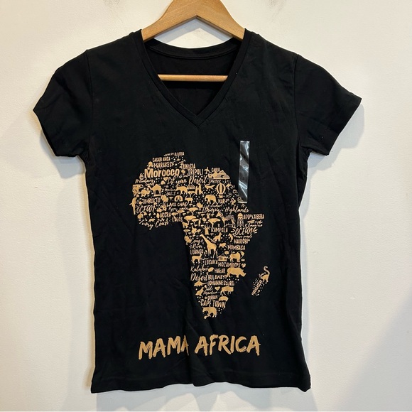 Zain Tops - Zain Mama Africa Souvenir Short Sleeve V-Neck Tee Shirt Black